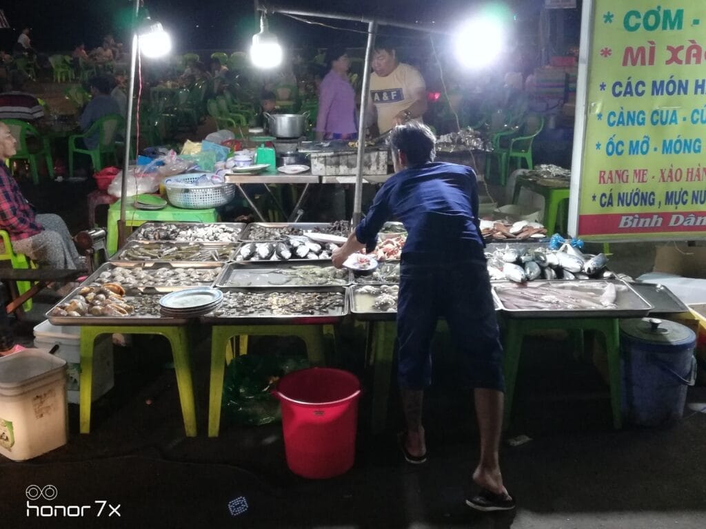 cuisine sur le port marché aux poissons