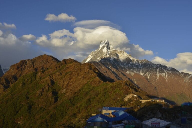 Trekking au Népal : Pourquoi choisir cette aventure ?