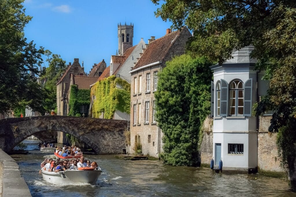 Bruges et ses canaux